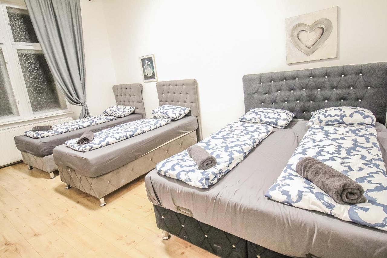 Comfort Quad Room Hn Wina Bagian luar foto