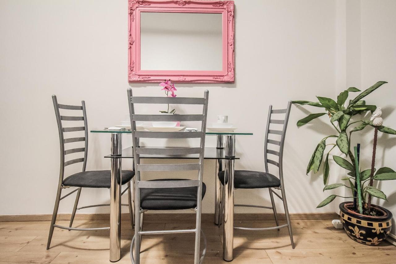 Comfort Quad Room Hn Wina Bagian luar foto