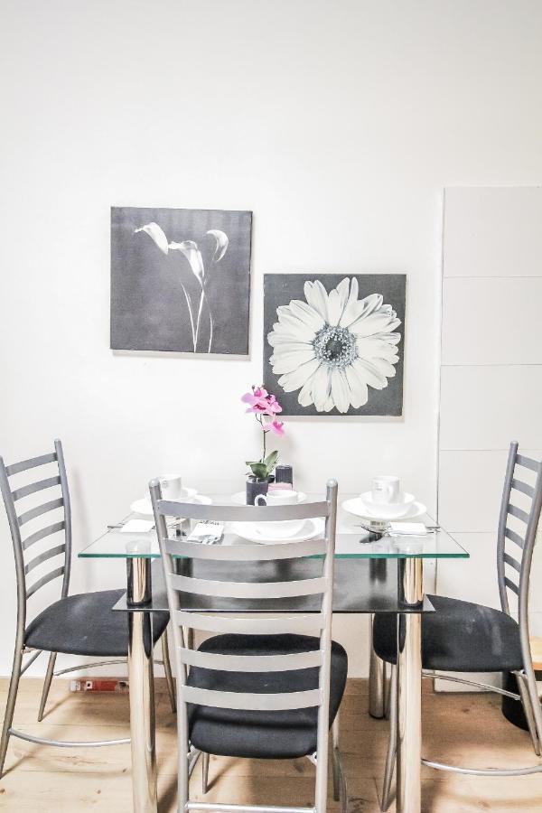 Comfort Quad Room Hn Wina Bagian luar foto